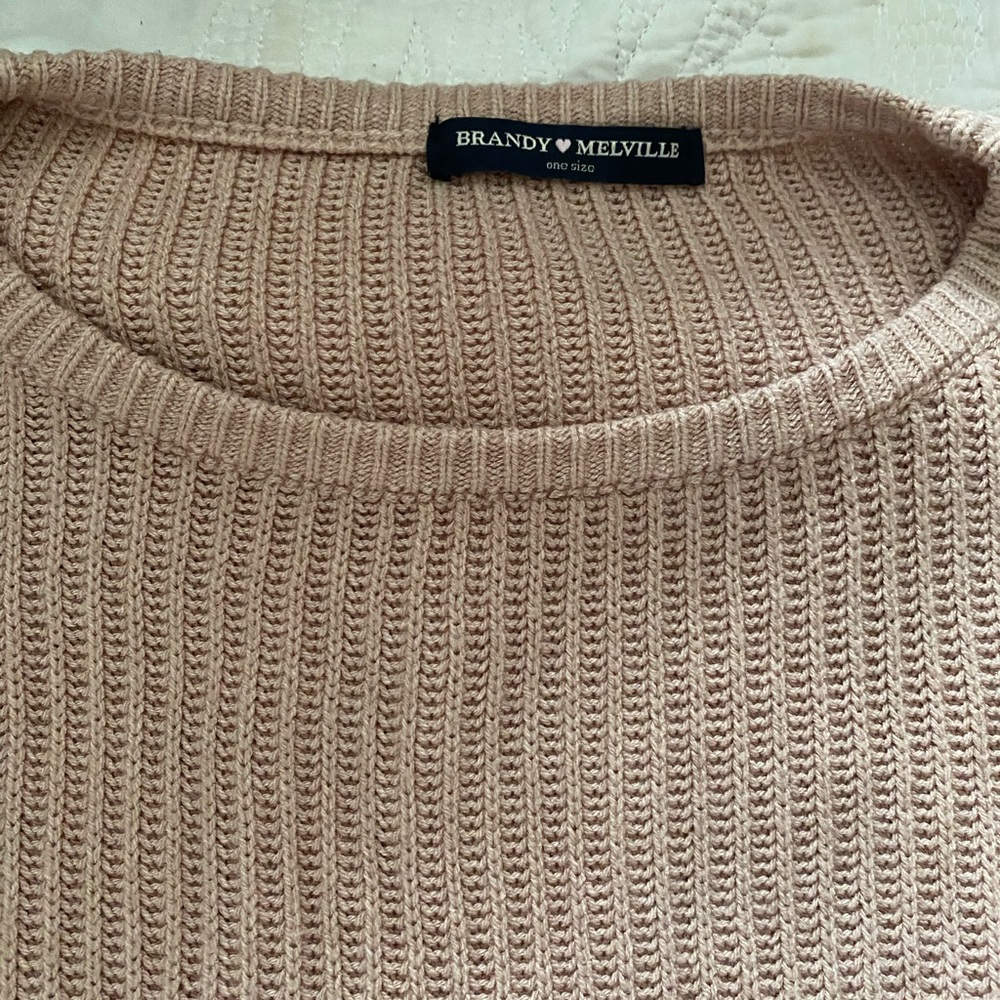 Brandy Melville sweater